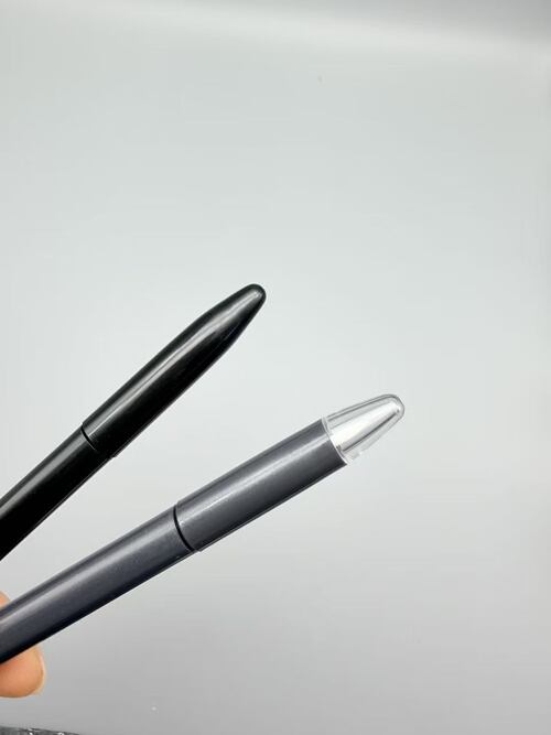 Laatste bedrijfsblogs Verpakking van tweevoudige katoenen wick-make-uppen voor vloeibare oogverf en lippentint