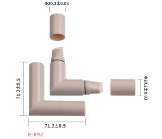 Laatste bedrijfsblogs L-vormige hoekige cosmetische penbuis E‐892, ergonomische verpakking voor vloeibare wenkbrauwen en concealer