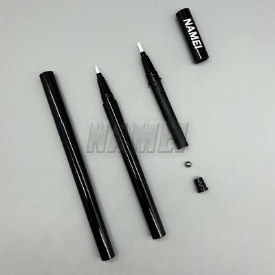 Op maat gemaakte Plastic Eyeliner Verpakking Leeg Eyeliner Fles Privé Logo Leeg Eyeliner Potlood