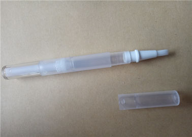 Goede prijs. Plastic multifunctionele lege lipgloss buizen, aangepaste kleur lipgloss lipstick online