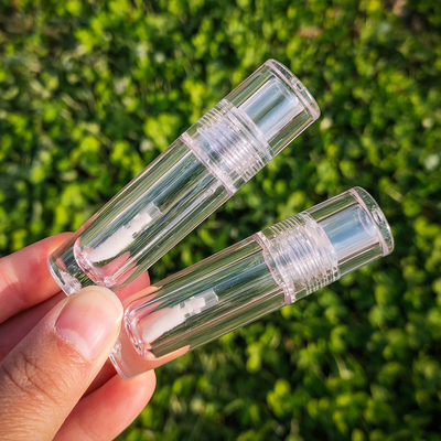 Goede prijs. Groothandel Buizen Lipgloss Container Lipstick Cosmetische verpakking Plastic Lipgloss Tube online