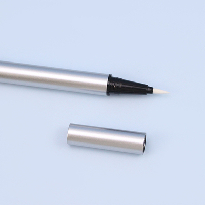 Goede prijs. Nieuwste ontwerp leeg kajal eyeliner verpakking vloeistof Custom vloeistof groothandel eyeliner container online