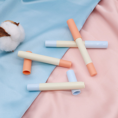 Goede prijs. Multicolor concealer en highlighter palet voor alle huidtypen online