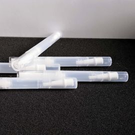 Goede prijs. Pp-materiaal Lipgloss Potlood Transparante kleur 121,5 * 15,9 mm OEM-service online